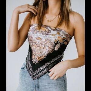 Chic Paisley Strapless Blouse